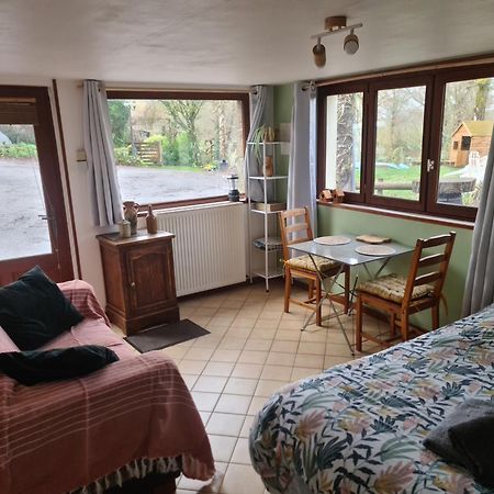 Chambre A La Ferme, Les Vergers Du Muscardin Breel Bagian luar foto